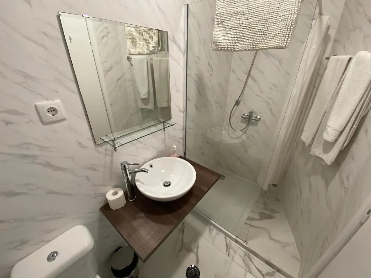 Guest House Infante Dom Henrique Coimbra 2*,  Portugal